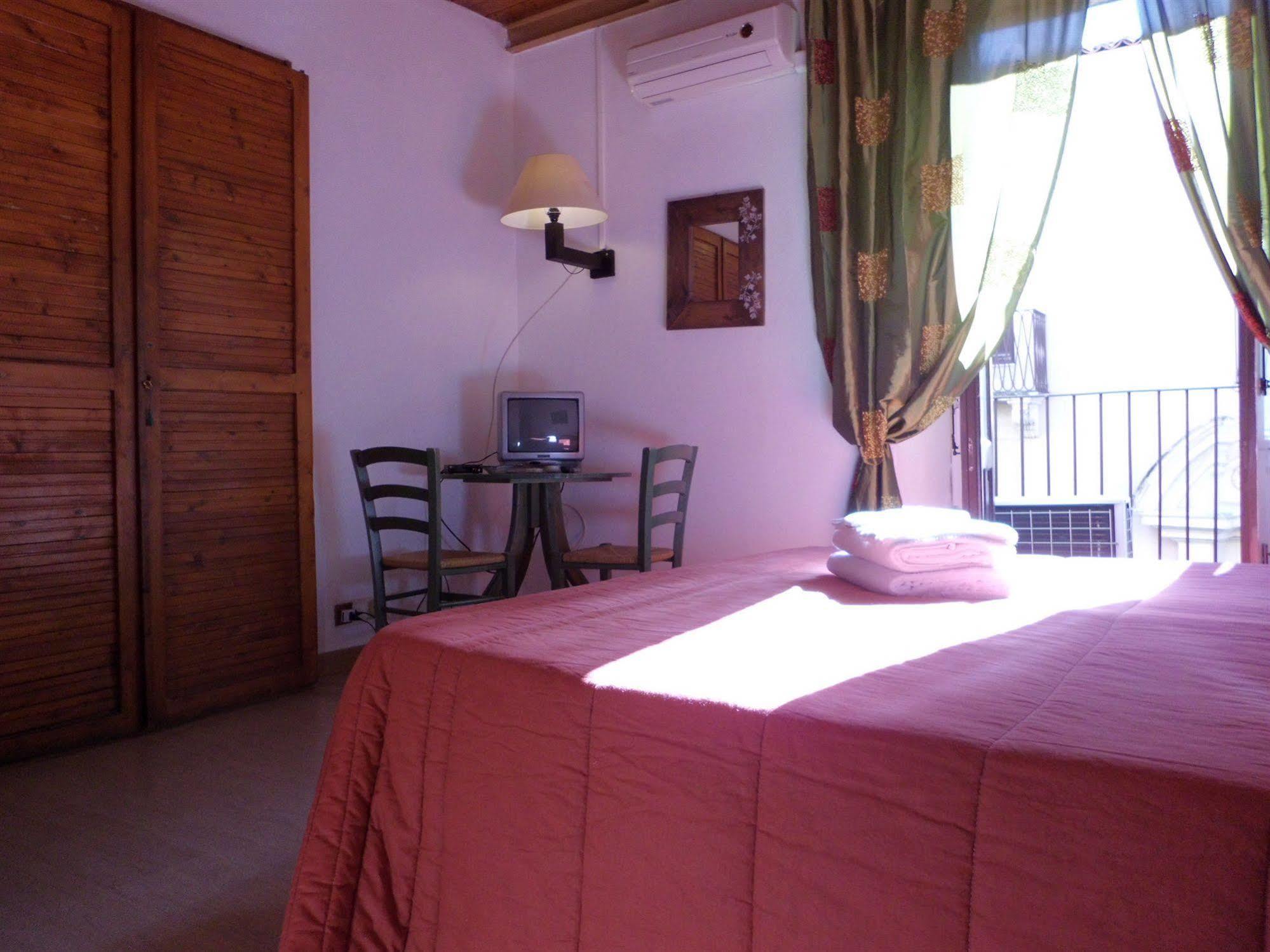 I Vespri Bed & Breakfast CTA Exterior foto