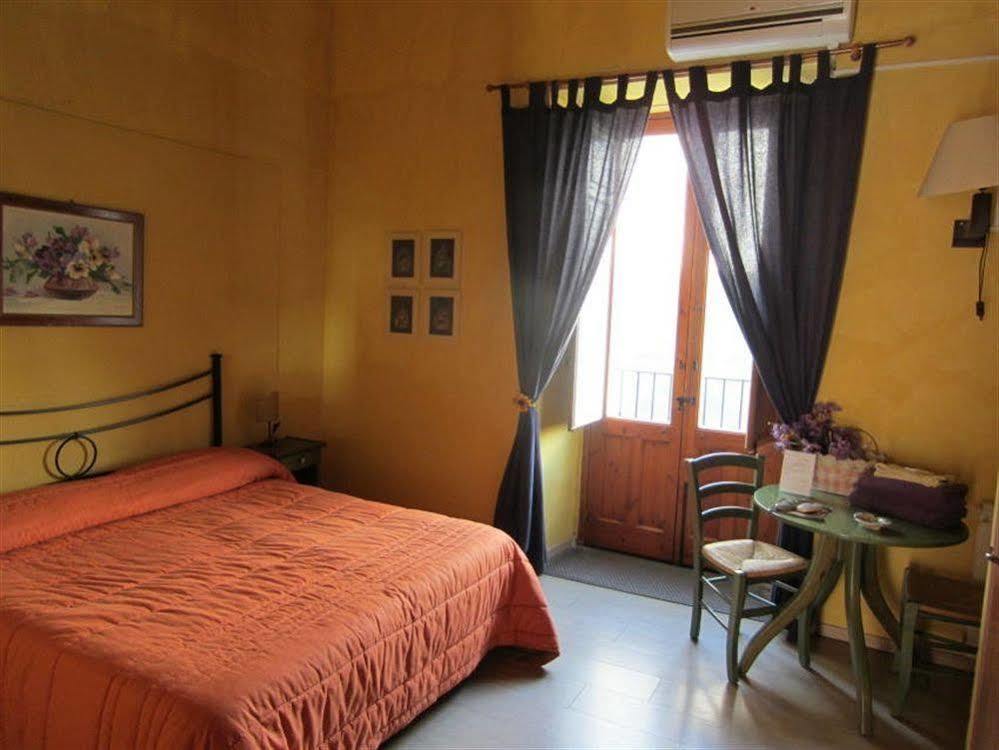 I Vespri Bed & Breakfast CTA Exterior foto